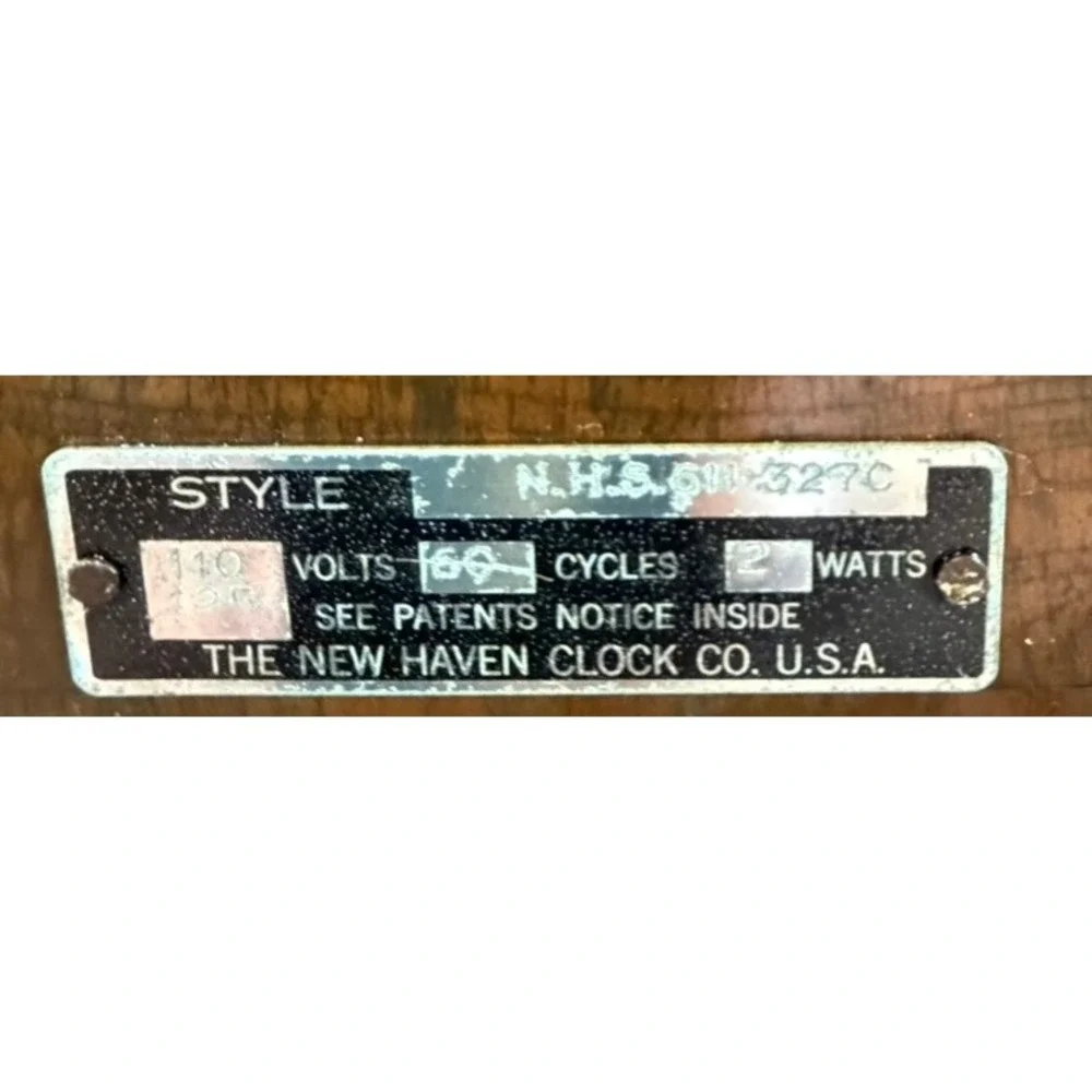 1935 Vintage New Haven Electric Mantel Clock Westminster Chime Gothic Wood